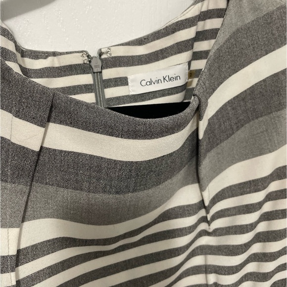 Calvin Klein Gray and White Striped Dress with Silver Belt. Size 2 - Picture 3 of 3